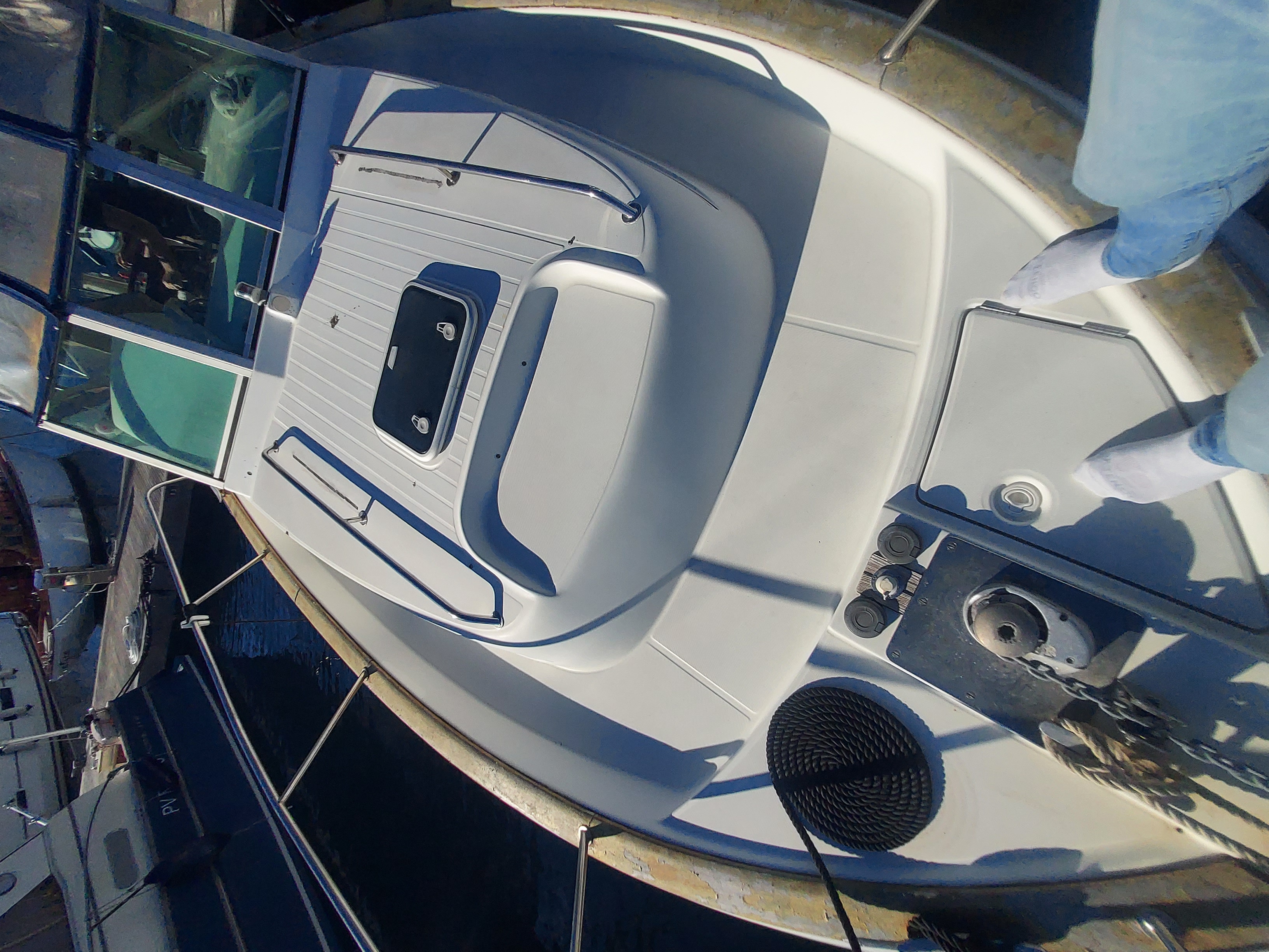 slider 19 Beneteau Ombrine 800